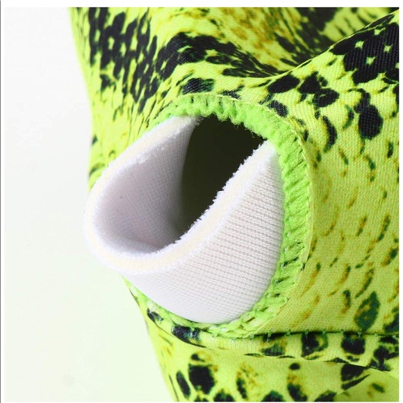 Snakeskin Bikini - Picture 3 of 5